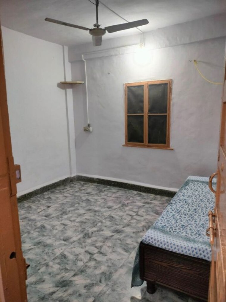 Bedroom, jagrut-chs 1 Bedroom 600 Sq.Ft. Apartment In Gokhalenagar Pune 10138066