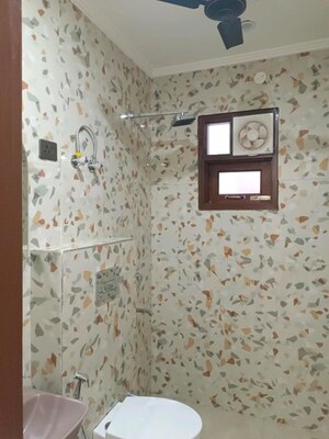 Master Plan in 4 BHK Builder Floor at Green Fields Colony – for Rent