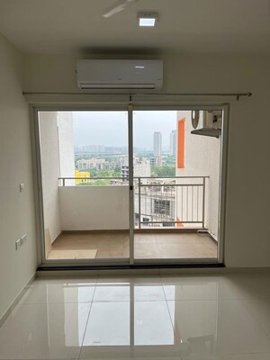 Room in 2 BHK Apartment at Shapoorji Pallonji Joyville Gurgaon, Sector 102 – for Rent