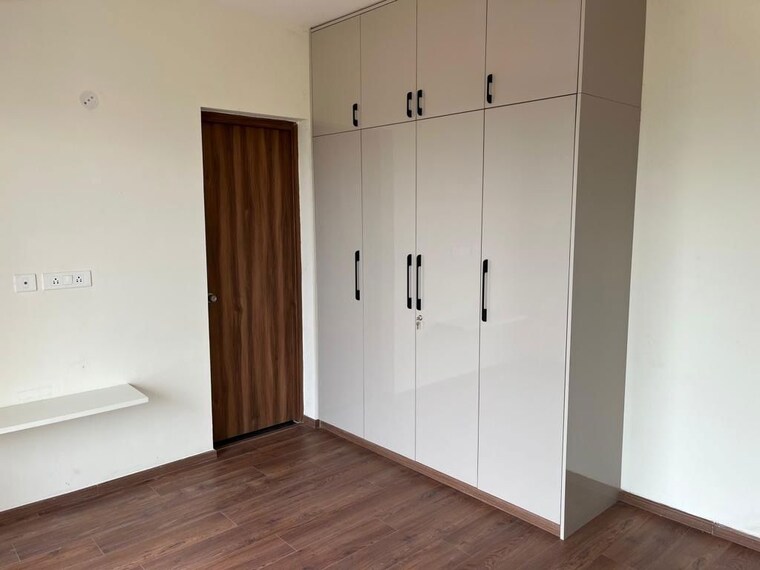 Room, shapoorji-pallonji-joyville-gurgaon 2 Bedroom 1215 Sq.Ft. Apartment In Sector 102 Gurgaon 10138088
