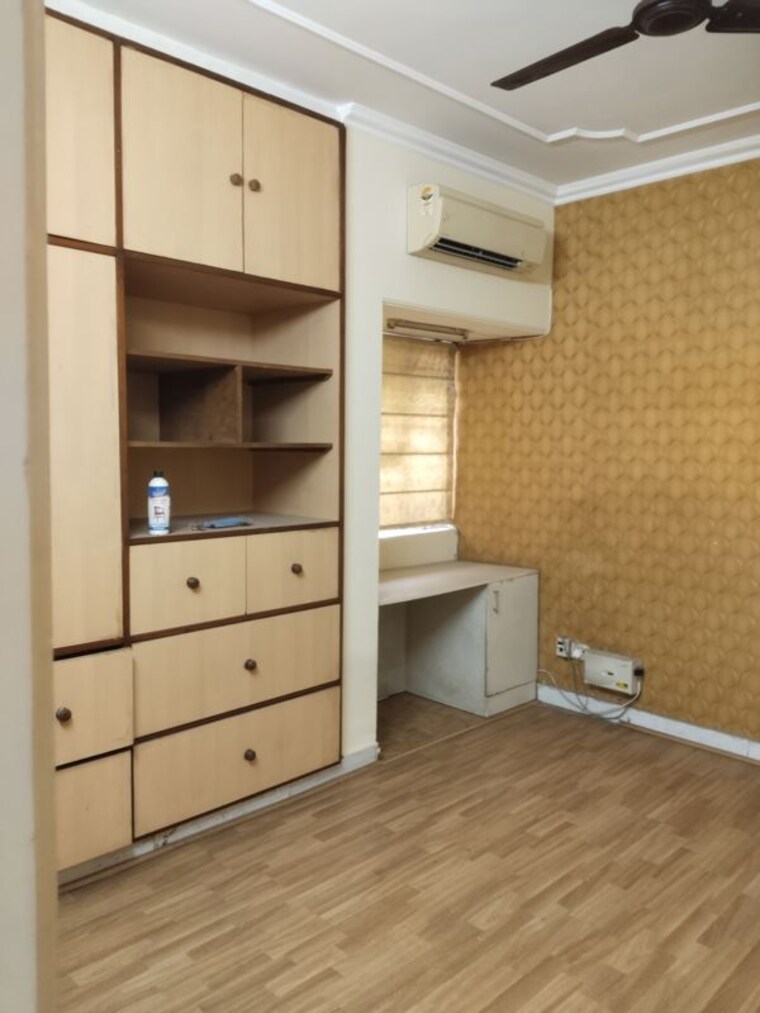 Kitchen, sarita vihar 3 Bedroom 2000 Sq.Ft. Apartment In Sarita Vihar Delhi 10138107