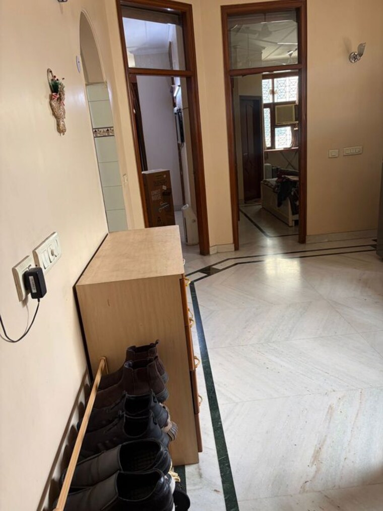 undefined, east of kailash 2 Bedroom 1000 Sq.Ft. Builder Floor In East Of Kailash Delhi 10138091