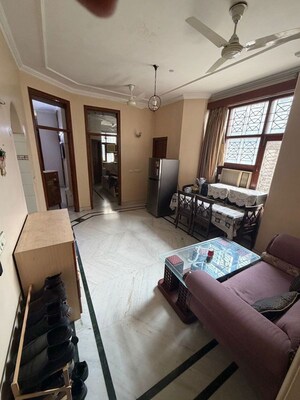 Team Area in 2 BHK Builder Floor at East Of Kailash – for Rent