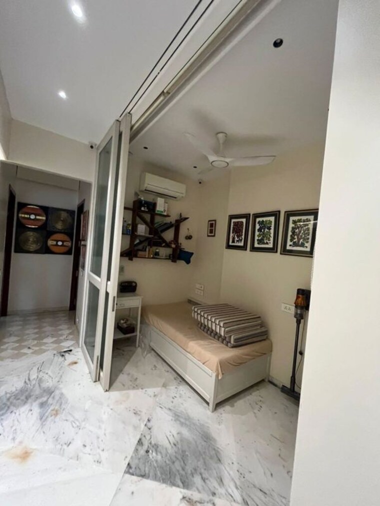  Parking, worli-residency 2 Bedroom 1290 Sq.Ft. Apartment In Worli Mumbai 10138110