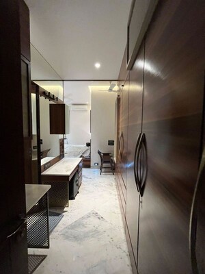 Team Area in 2 BHK Apartment at Worli Residency, Worli – for Rent