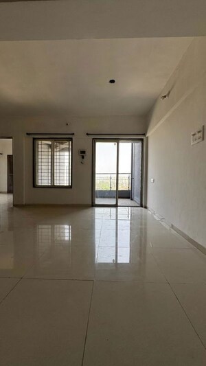 Room in 2.5 BHK Apartment at Nanded City, Sinhagad Road – for Rent