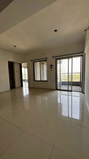 Room in 2.5 BHK Apartment at Nanded City, Sinhagad Road – for Rent