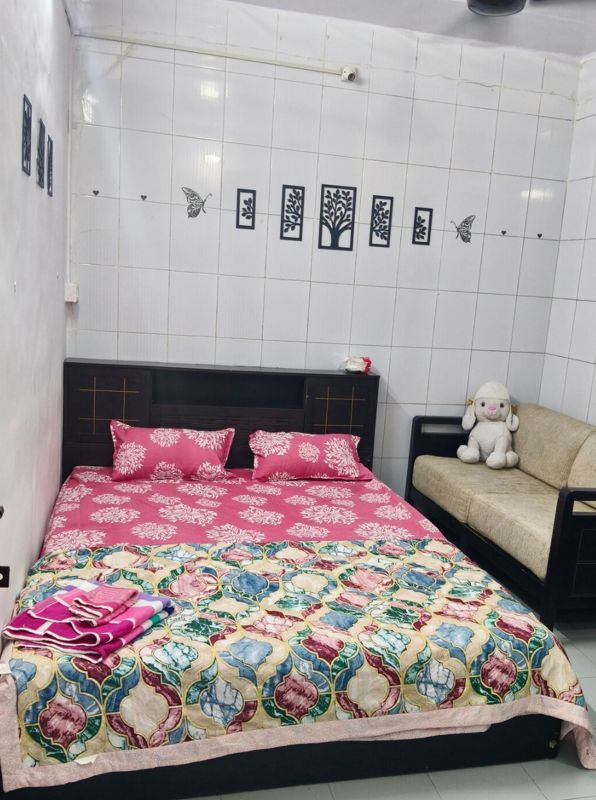 Pg For Rent in Vineet Khand
