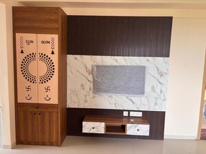 Furnished Amenities in 2 BHK Apartment at Gift City – for Rent