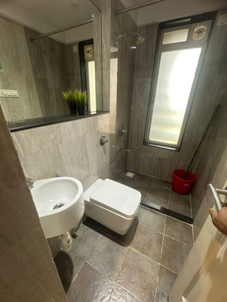 Bathroom, aspen-park 1.5 Bedroom 80000 Sq.Ft. Apartment In Goregaon East Mumbai 10138208