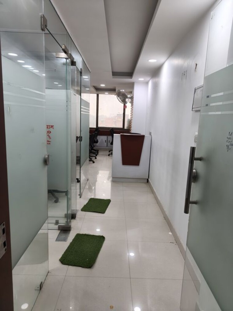 Team Area, netaji subhash place Commercial Office Space 558 Sq.Ft. In Netaji Subhash Place Delhi 10138238
