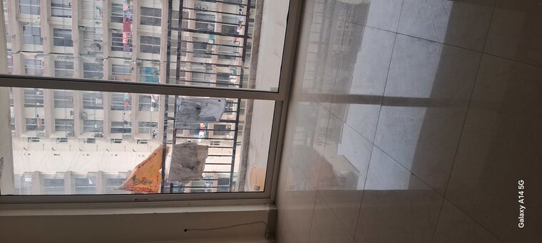 Balcony, rof-aalayas 3 Bedroom 700 Sq.Ft. Apartment In Sector 102 Gurgaon 10138252