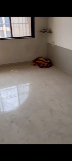 Room in 3 BHK Apartment at Starwing Katyayni Residency, Andheri East – for Rent