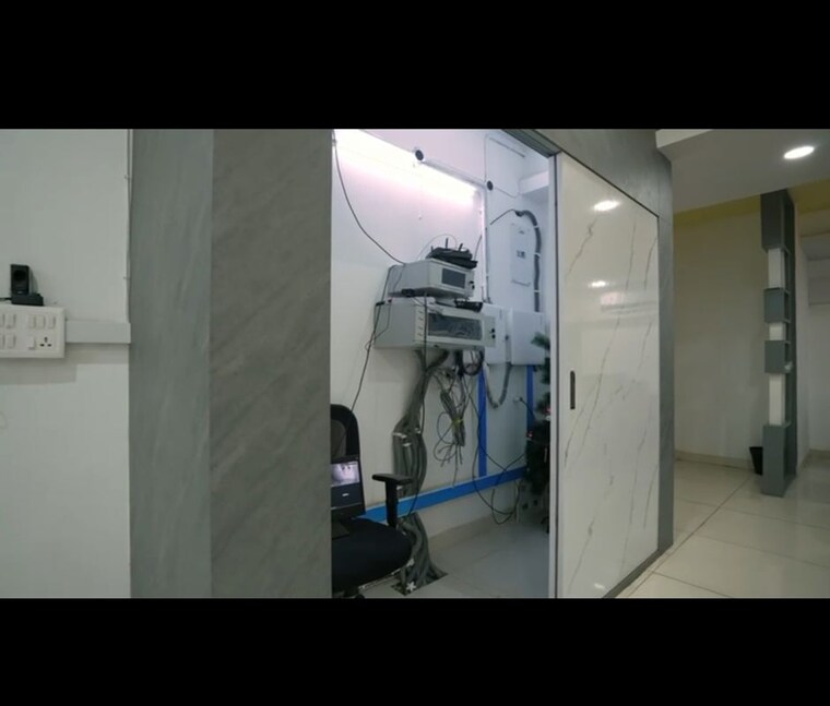 Bathroom, madhapur Commercial Office Space 3500 Sq.Ft. In Madhapur Hyderabad 10138368