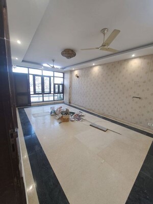 Balcony in 3 BHK Builder Floor at Greater Kailash Part 3 – for Rent