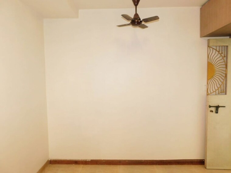 Room, duplex-heights 3.5 Bedroom 1100 Sq.Ft. Apartment In Andheri West Mumbai 10138407