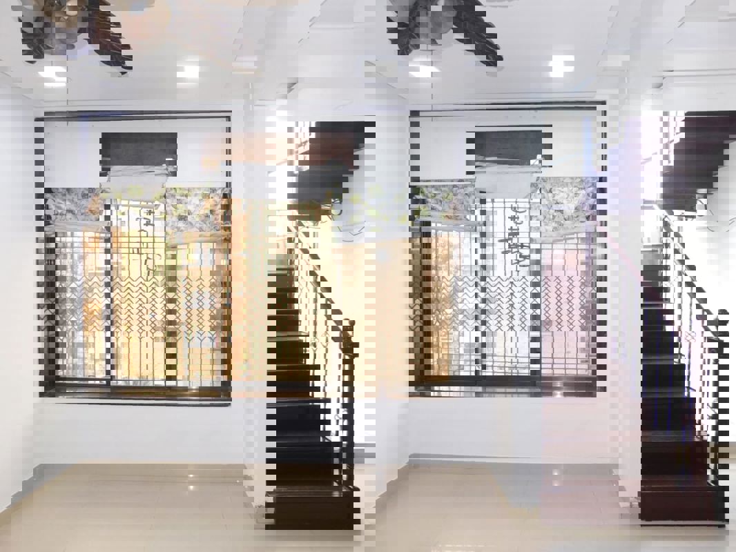 3.5 BHK 1100 Sq.Ft. Apartment in Duplex Heights