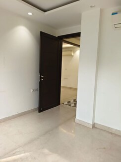 3 BHK + Servant Room Builder Floor For Rent in Safdarjung Enclave
