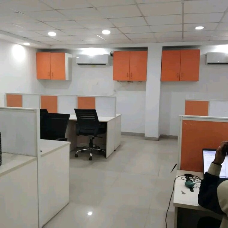 Team Area, sector 4 Commercial Office Space 500 Sq.Ft. In Sector 4 Noida 10138416