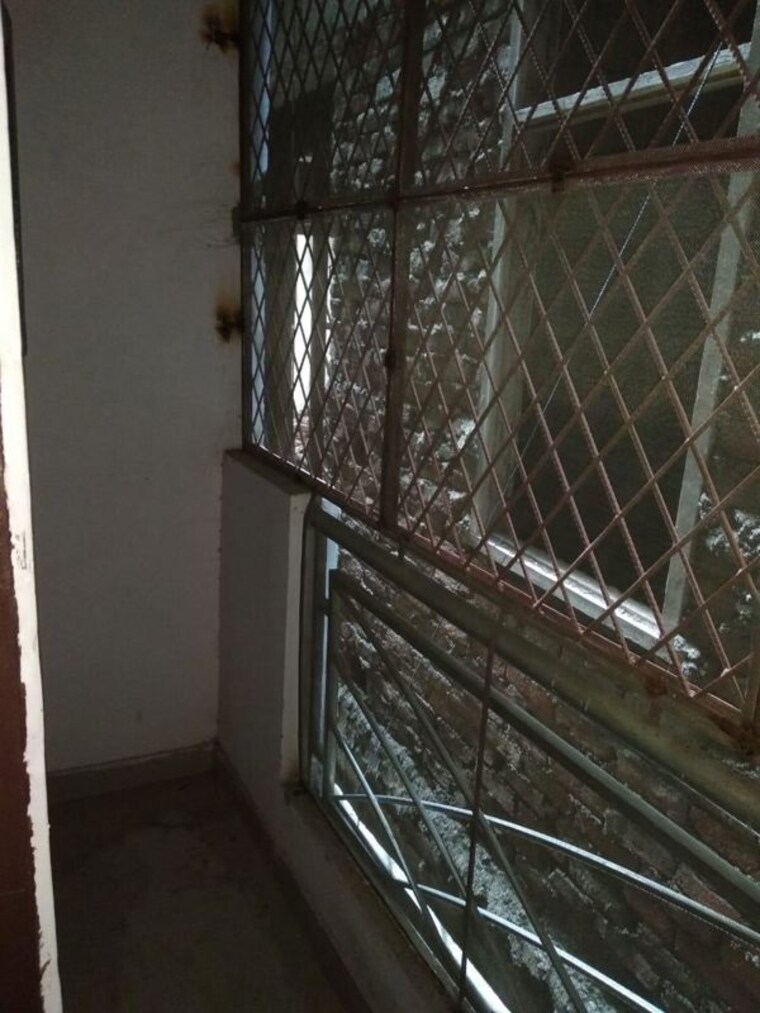 Balcony, mayur vihar 2.5 Bedroom 550 Sq.Ft. Builder Floor In Mayur Vihar Delhi 10138423