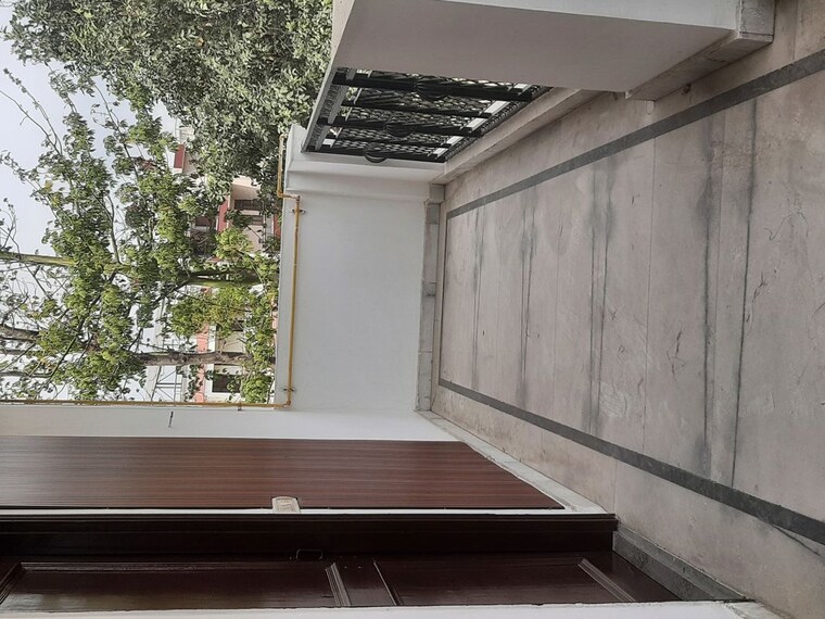 Balcony, sector 22b 2 Bedroom 900 Sq.Ft. Villa In Sector 22b Gurgaon 10138431