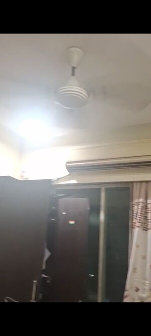 Room in 2 BHK Apartment at Tilak Nagar – for Rent