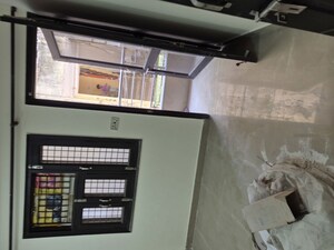 Furnished Amenities in 2.5 BHK Builder Floor at Mayur Vihar – for Rent