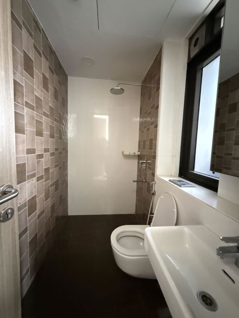 Bathroom, lodha-the-park 3 Bedroom 1090 Sq.Ft. Apartment In Worli Mumbai 10138442