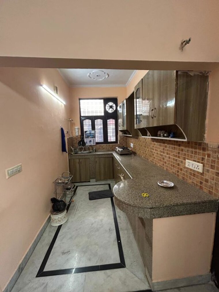 Kitchen, sector 22b 1.5 Bedroom 900 Sq.Ft. Villa In Sector 22b Gurgaon 10138459