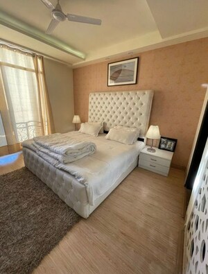 Bedroom in Studio Apartment at JMD Suburbio, Sector 67 – for Rent