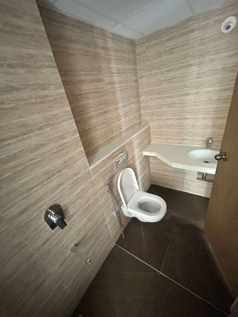 Bathroom, lodha-codename-premier 3 Bedroom 759 Sq.Ft. Apartment In Dombivli East Thane 10138471