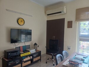 3 BHK Builder Floor For Rent in Orchid Island, Sector 51