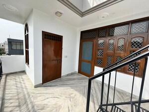 Bedroom in 1.5 BHK Villa at Sector 23 – for Rent