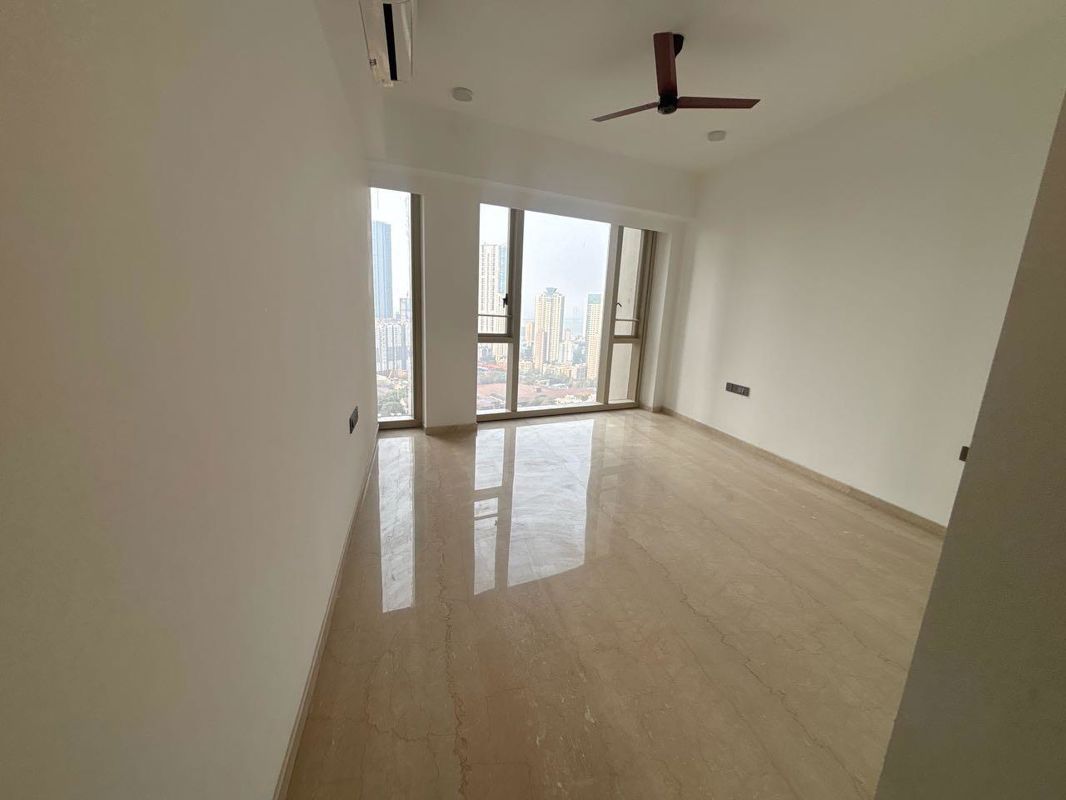 3 BHK + Servant Room,Study Room Apartment For Rent in Lodha The Park