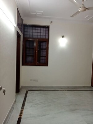 Room in 2 BHK Builder Floor at Kalkaji – for Rent