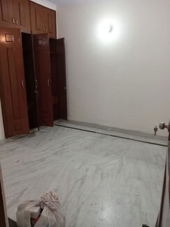 2 BHK Builder Floor For Rent in Kalkaji