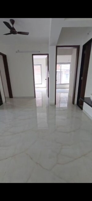 3 BHK Apartment For Rent in Shri Senapati Bapat CHS, Senapati Bapat Road