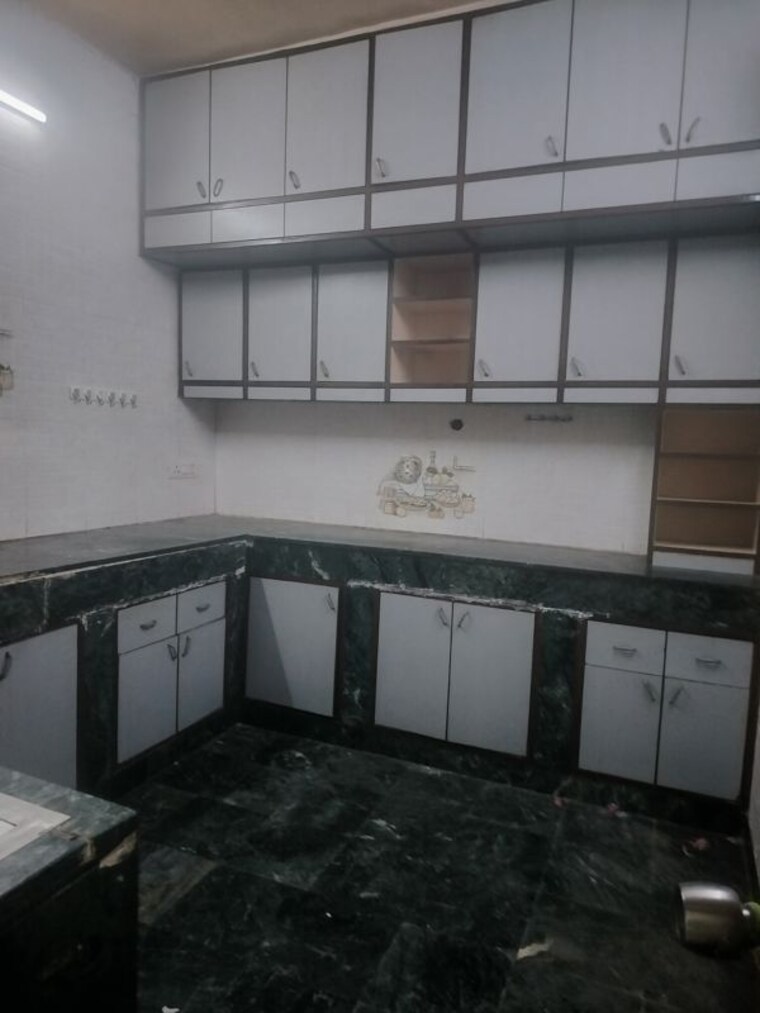 Kitchen, vasant kunj 3 Bedroom 1800 Sq.Ft. Apartment In Vasant Kunj Delhi 10138557