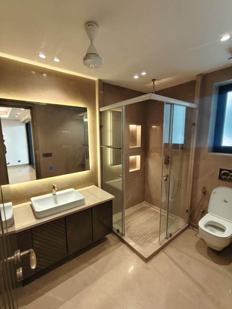 Living Room, greater kailash ii 4 Bedroom 460 Sq.Yd. Builder Floor In Greater Kailash ii Delhi 10138562