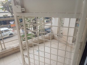 Balcony in 4 BHK Builder Floor at Orchid Island, Sector 51 – for Rent