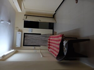 1 RK Apartment For Rent in Mhada Building Parel, Parel