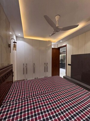 Bedroom in 3 BHK Builder Floor at Safdarjung Enclave – for Rent