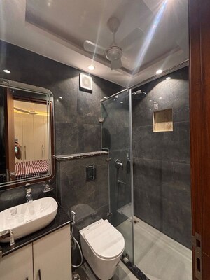 Bathroom in 3 BHK Builder Floor at Safdarjung Enclave – for Rent