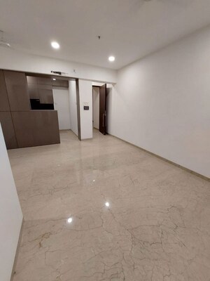 Room in 2 BHK Apartment at Aurum Q Residences, Ghansoli – for Rent