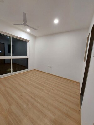 Room in 2 BHK Apartment at Aurum Q Residences, Ghansoli – for Rent