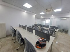 Office Space For Rent in Sector 63