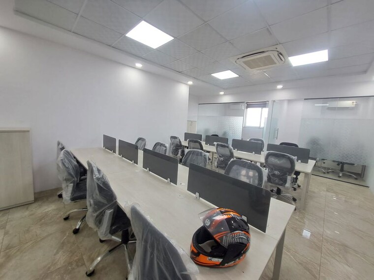 Team Area, sector 63 Commercial Office Space 1200 Sq.Ft. In Sector 63 Noida 10138762