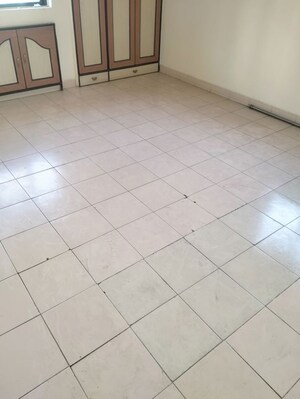 Room in 2 BHK Apartment at Sacred Heart Town, Wanowrie – for Rent