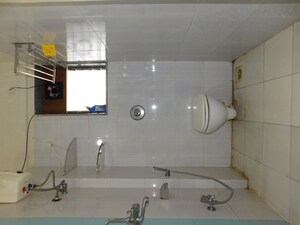 Bathroom in 2 BHK Apartment at Sion East – for Rent