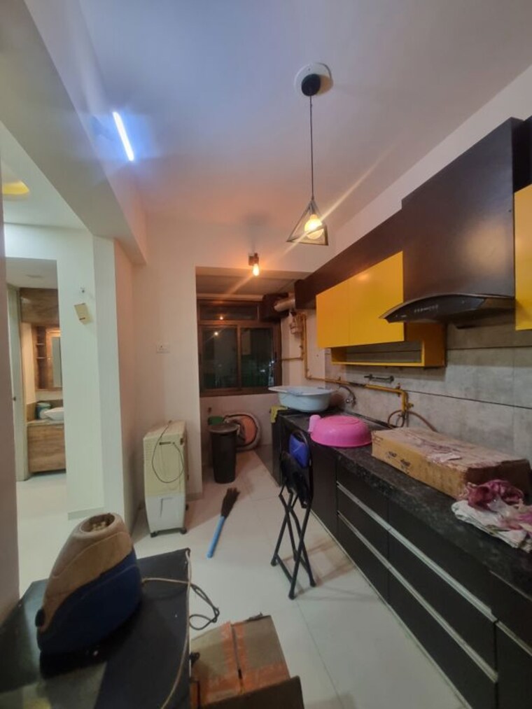 Kitchen, vaishnodevi circle 1.5 Bedroom 965 Sq.Ft. Apartment In Vaishnodevi Circle Ahmedabad 10138821